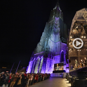 Klangfest@125  -  Jubil&auml;umsveranstaltung zum 125j&auml;hrigen Bestehen des Ulmer M&uuml;nsterturms mit &uuml;ber 400 Musikern (Philharmonisches Orchester, Jugendblasorchester, Ulmer Spatzen Chor, Motettenchor, Oratorienchor, Theaterchor, Persussionensemble) auf drei B&uuml;hnen